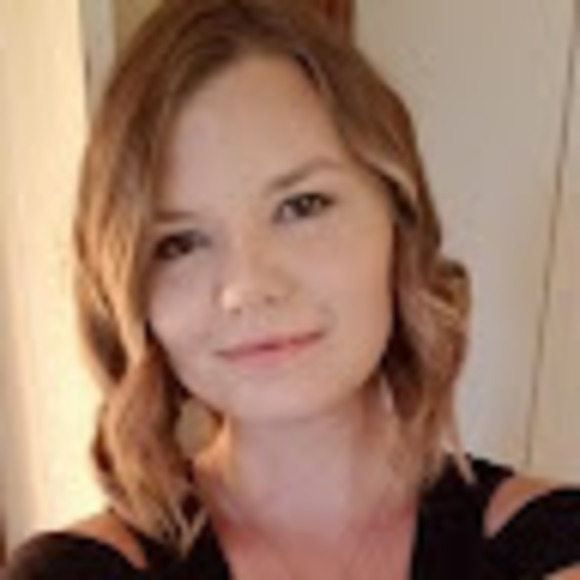 Meet your Posher, Rachel - Picture 1 of 1